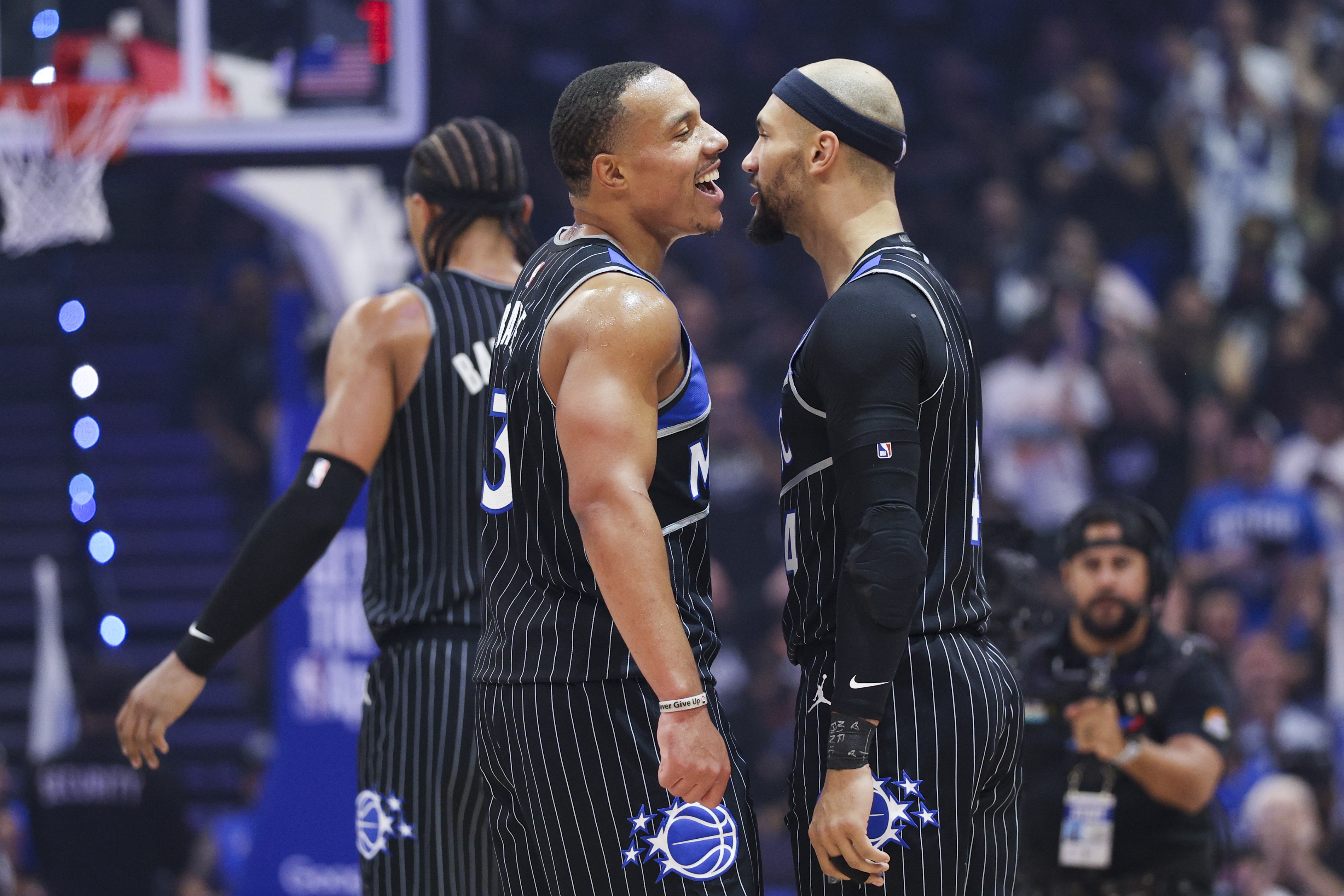 Kaiyun APP-NBA彩经：魔术淘汰活塞 骑士擒下猛龙晋级 火箭将湖人拖入抢七